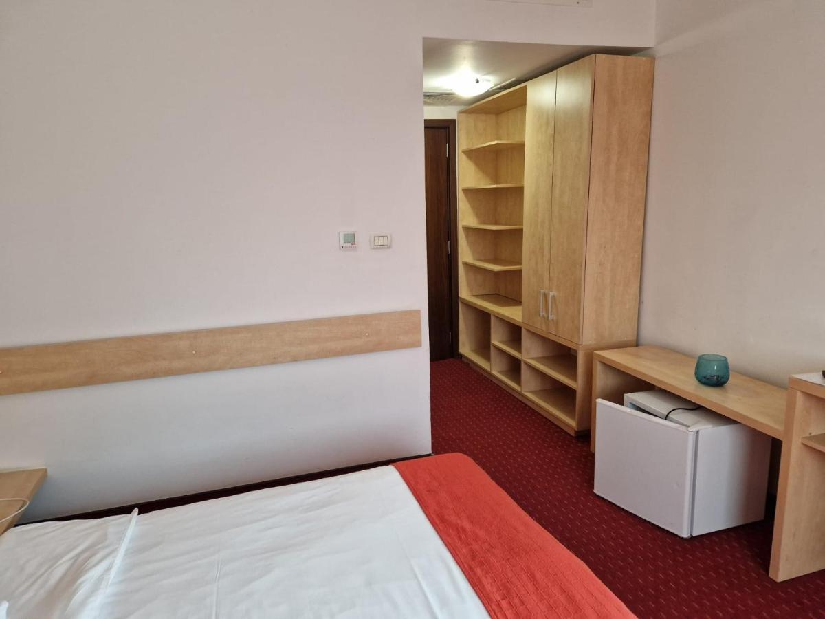 Pensiunea Carpe Diem Râmnicu Vâlcea Extérieur photo