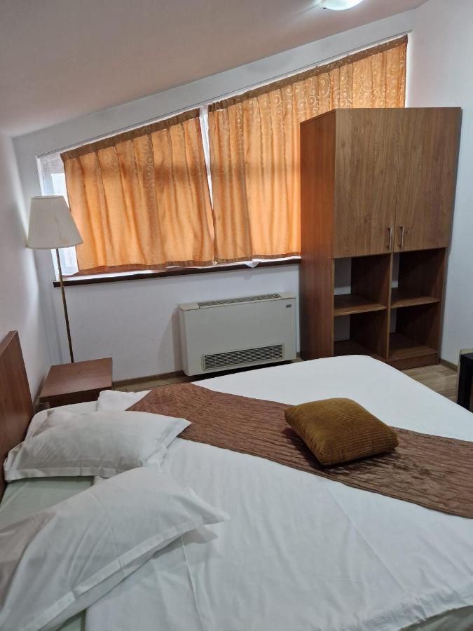 Pensiunea Carpe Diem Râmnicu Vâlcea Extérieur photo
