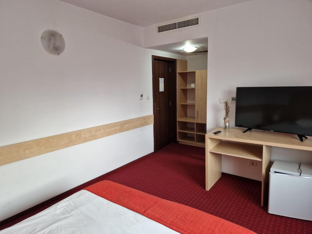Pensiunea Carpe Diem Râmnicu Vâlcea Extérieur photo