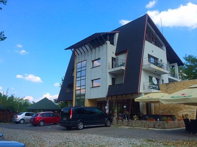 Pensiunea Carpe Diem Râmnicu Vâlcea Extérieur photo