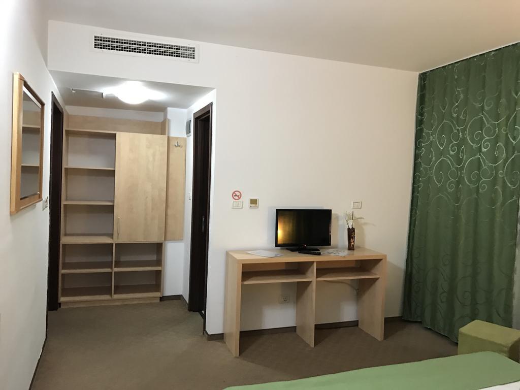 Pensiunea Carpe Diem Râmnicu Vâlcea Extérieur photo